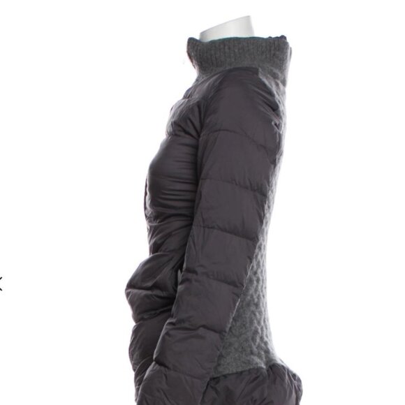 Herno Women's Charcoal Puffer Coat size EU size 40 - Picture 5 of 5